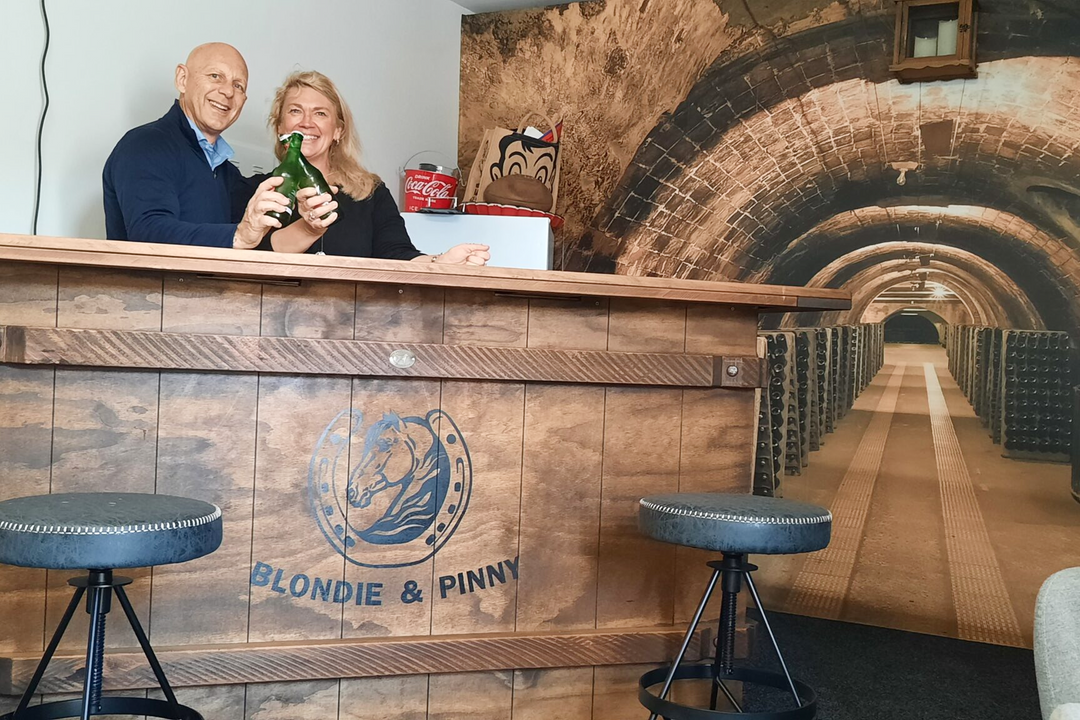 Indoor Woolpress Bar