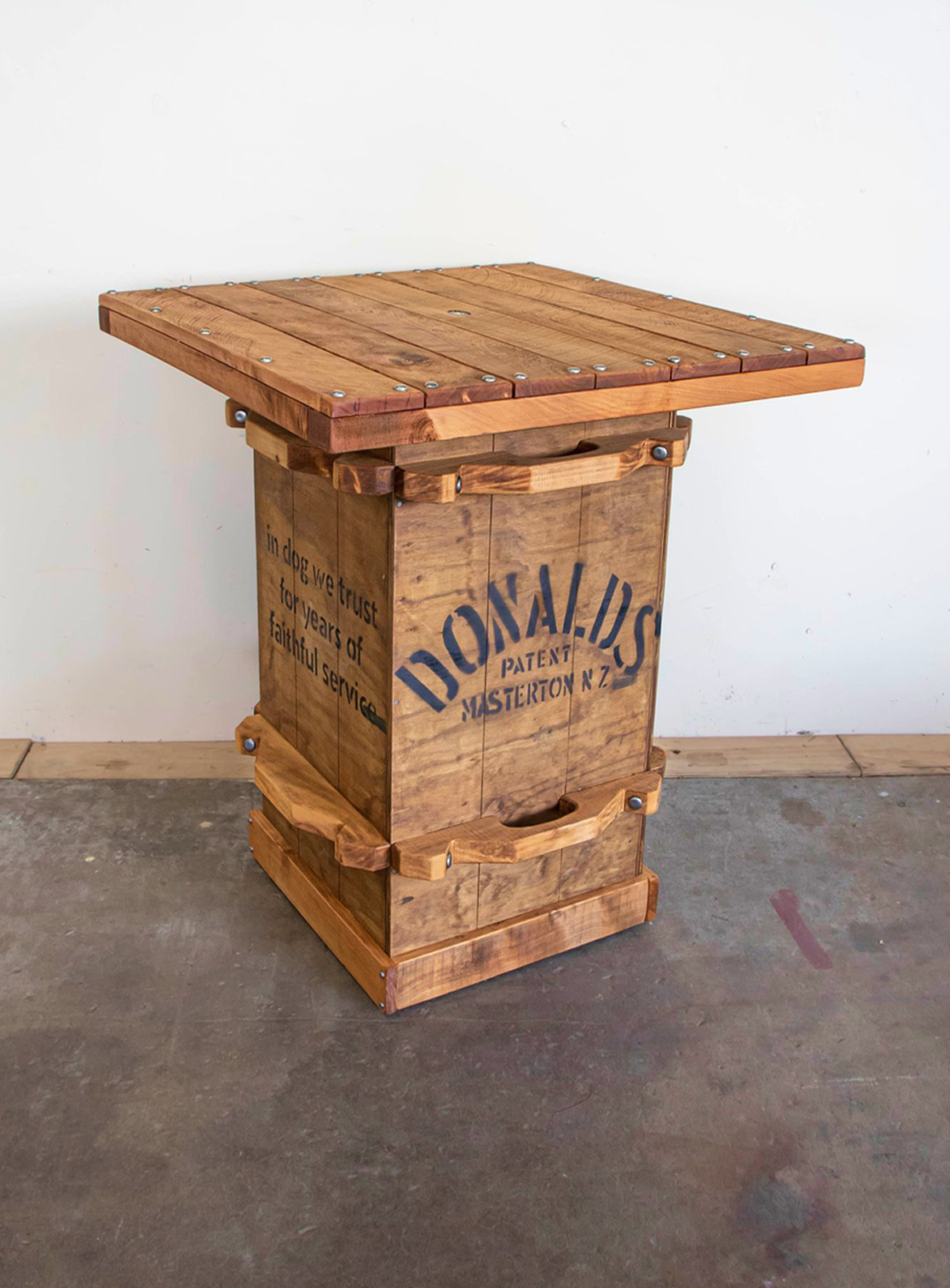 The Iconic Woolpress Leaner